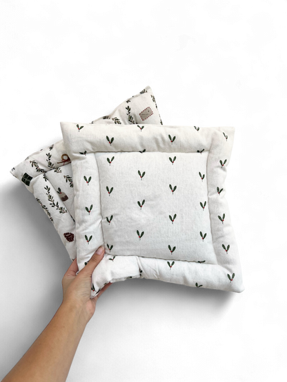 Christmas Castle &amp; Tunnel Cushions
